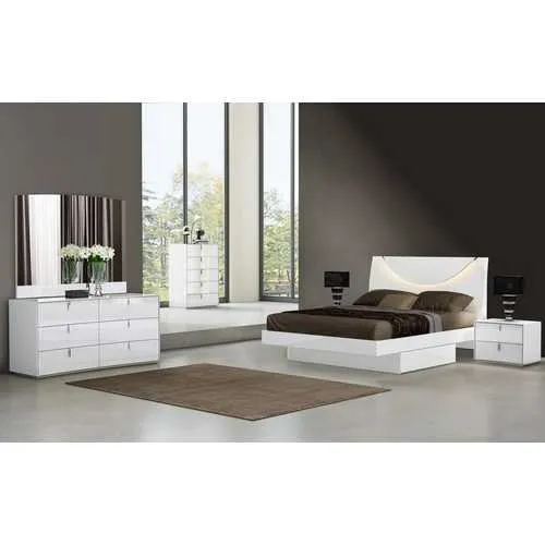 22" X 18" X 18" White  Nightstand