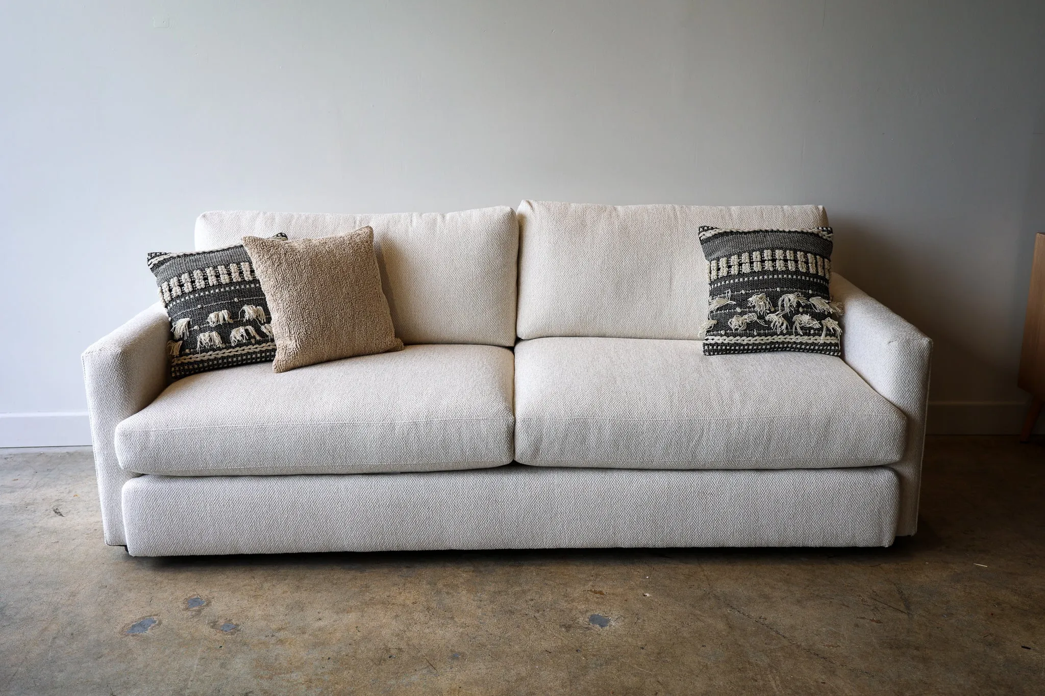 Allure Dreamy Sofa
