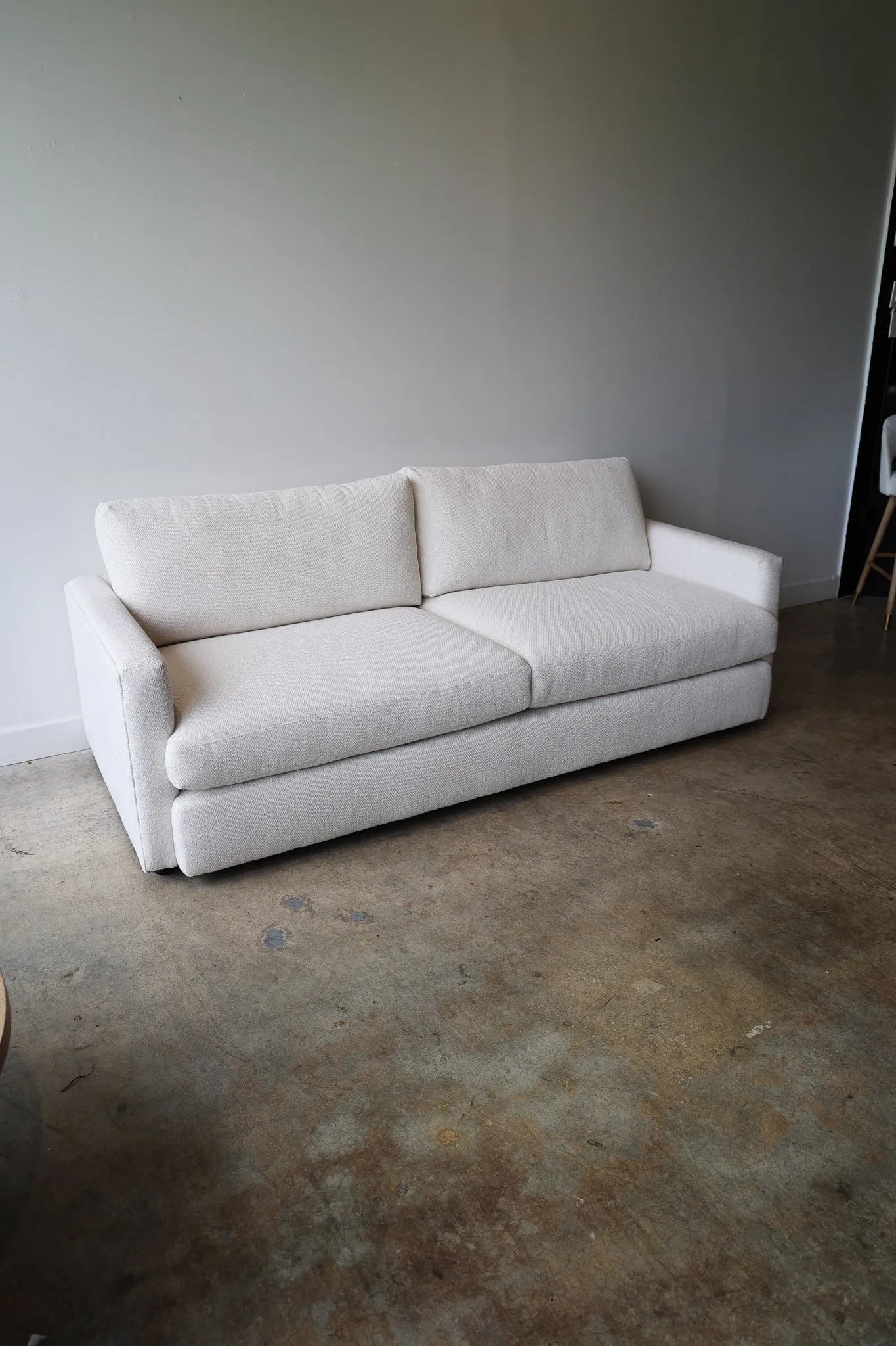 Allure Dreamy Sofa