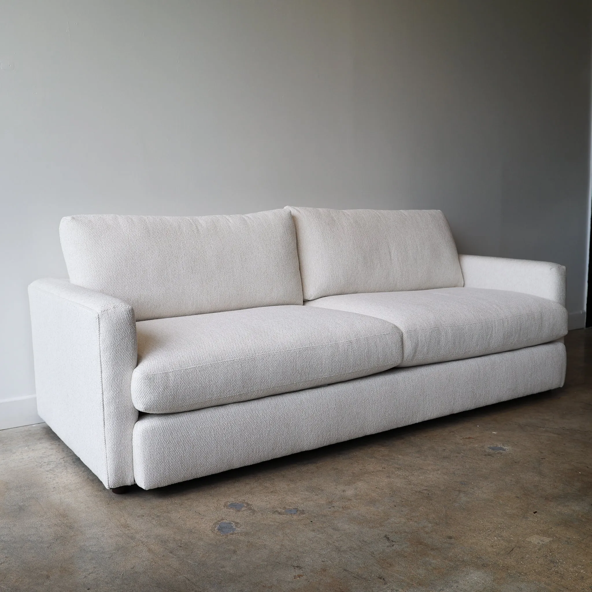 Allure Dreamy Sofa