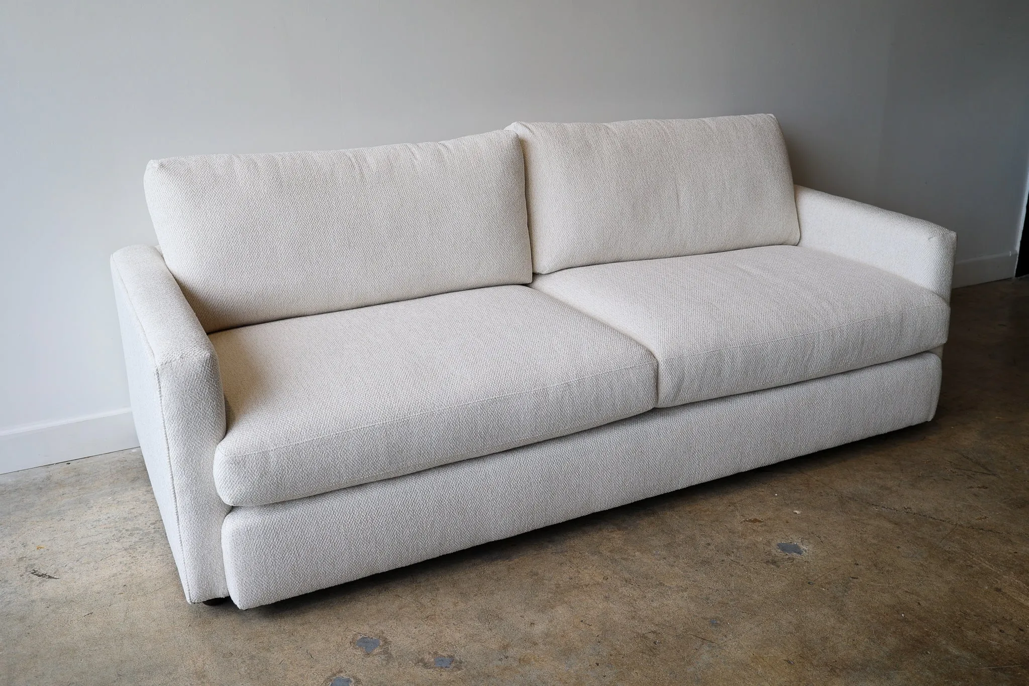 Allure Dreamy Sofa