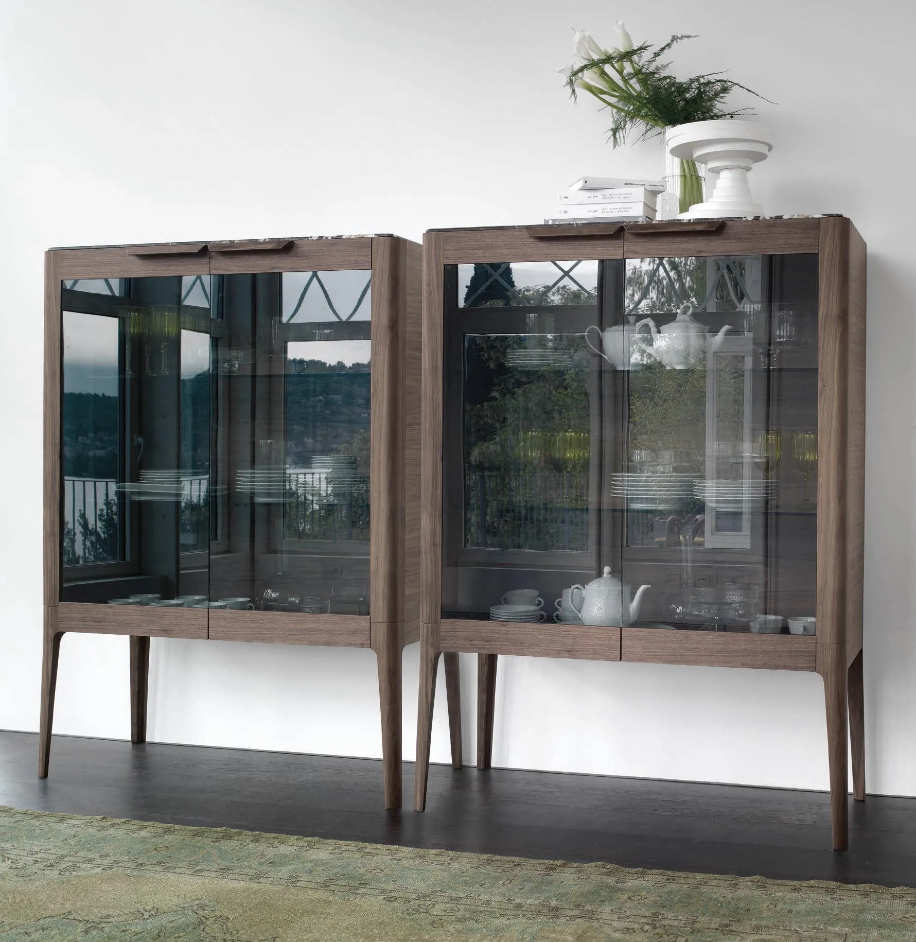 Atlante 2 Cabinet