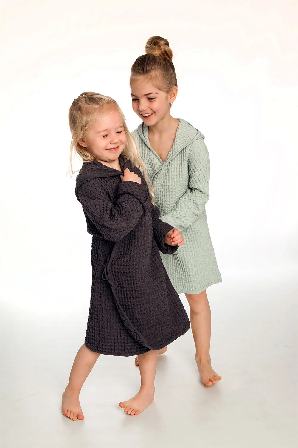 Big Waffle Junior Bathrobe in Dark Grey