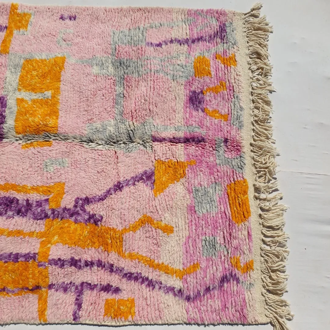 Chabiha - Pink Moroccan Rug 5x8 Boujad | Berber Wool Handmade Carpet | 5x8'7 Ft | 150x260 cm