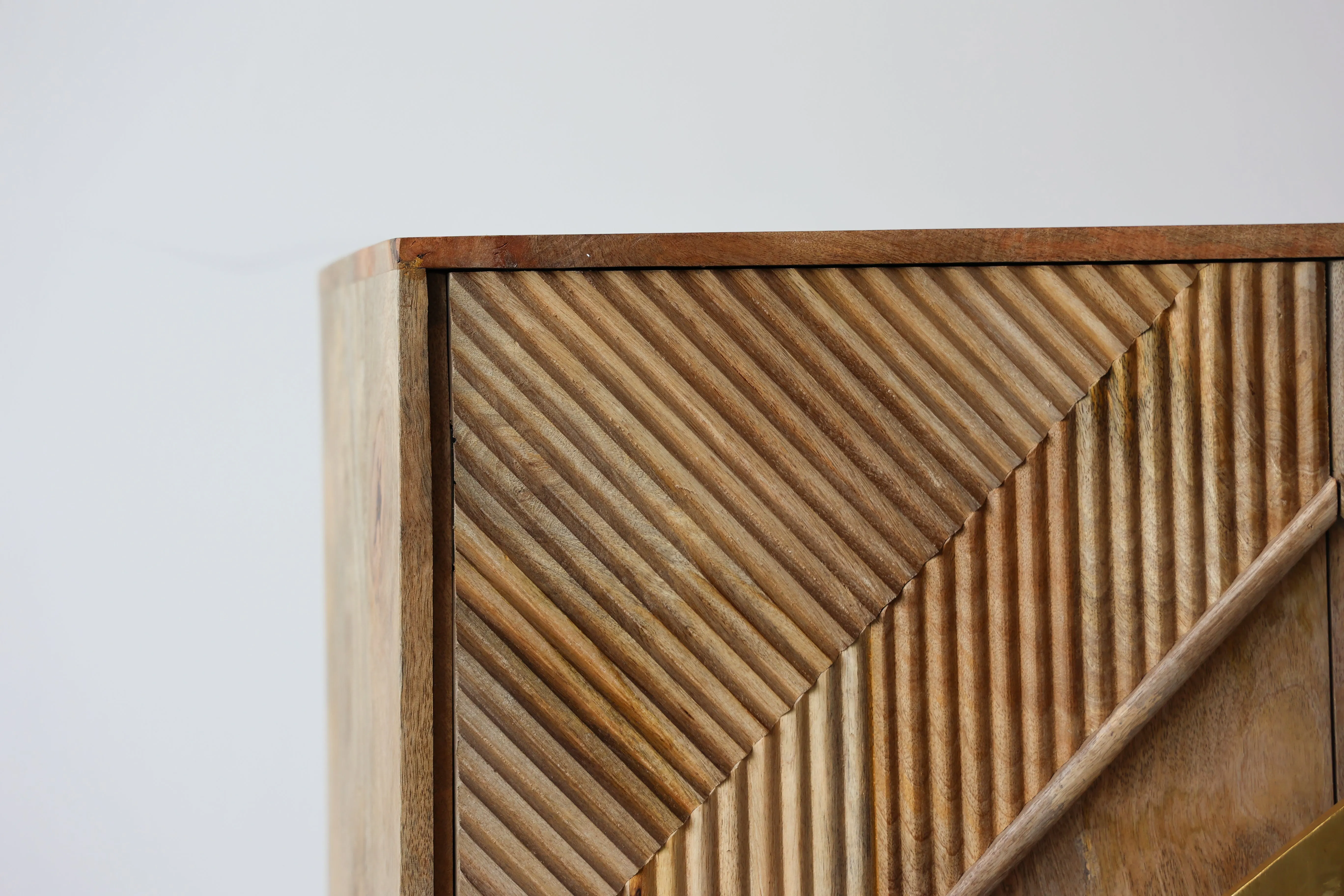 De La Rosa Credenza