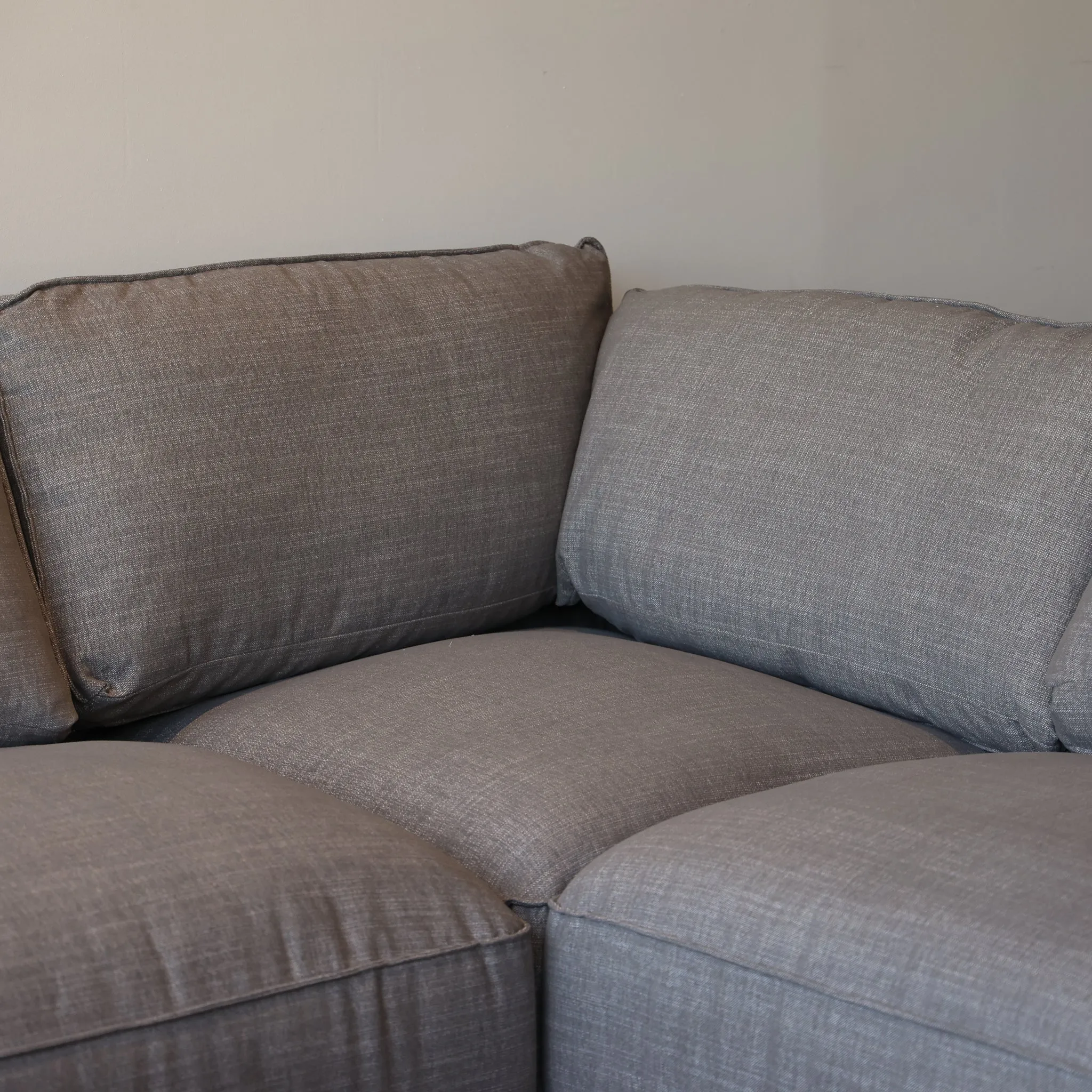 Diaby Crypton Modular Sectional