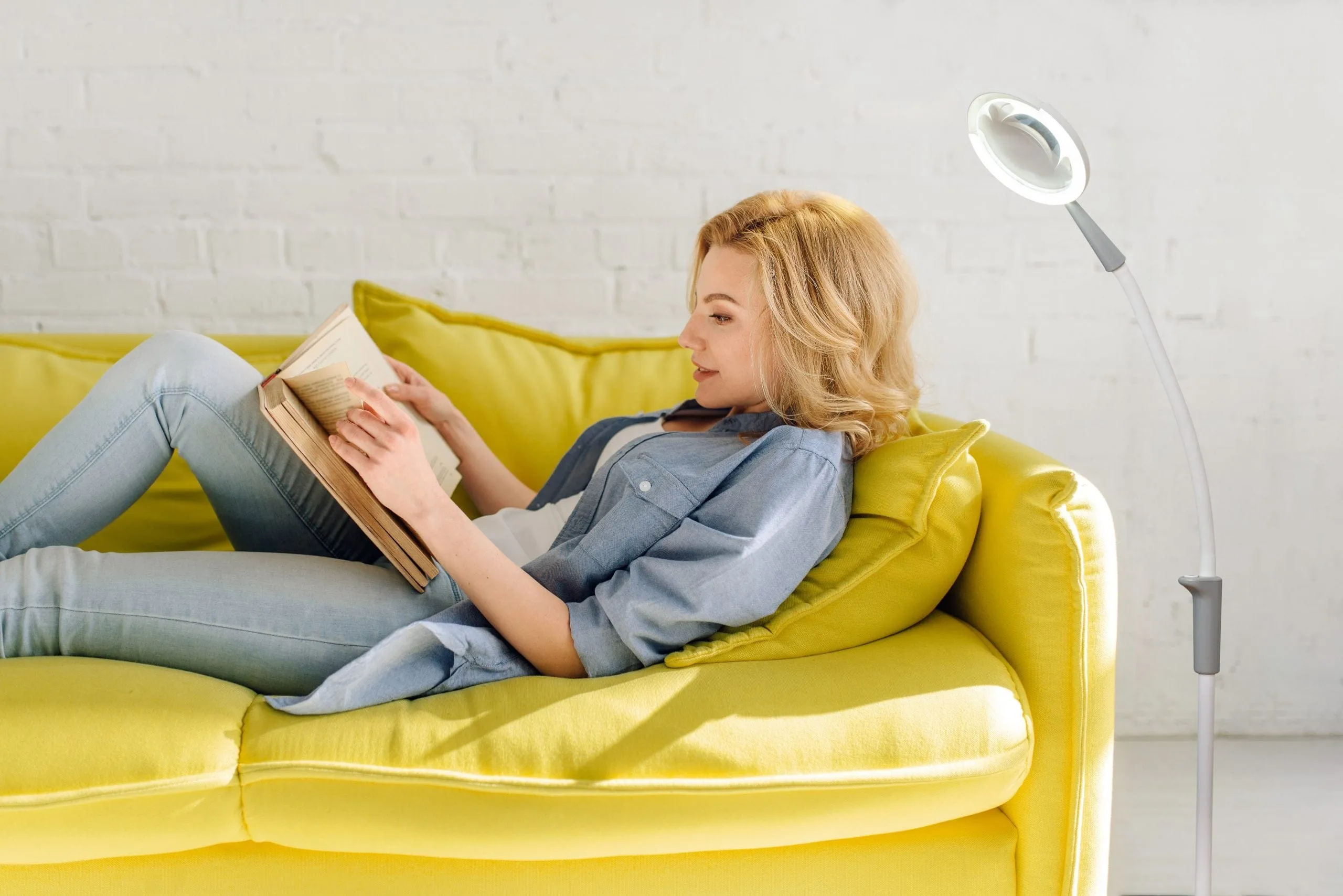Magnificent Pro Adjustable Magnifying Lamp