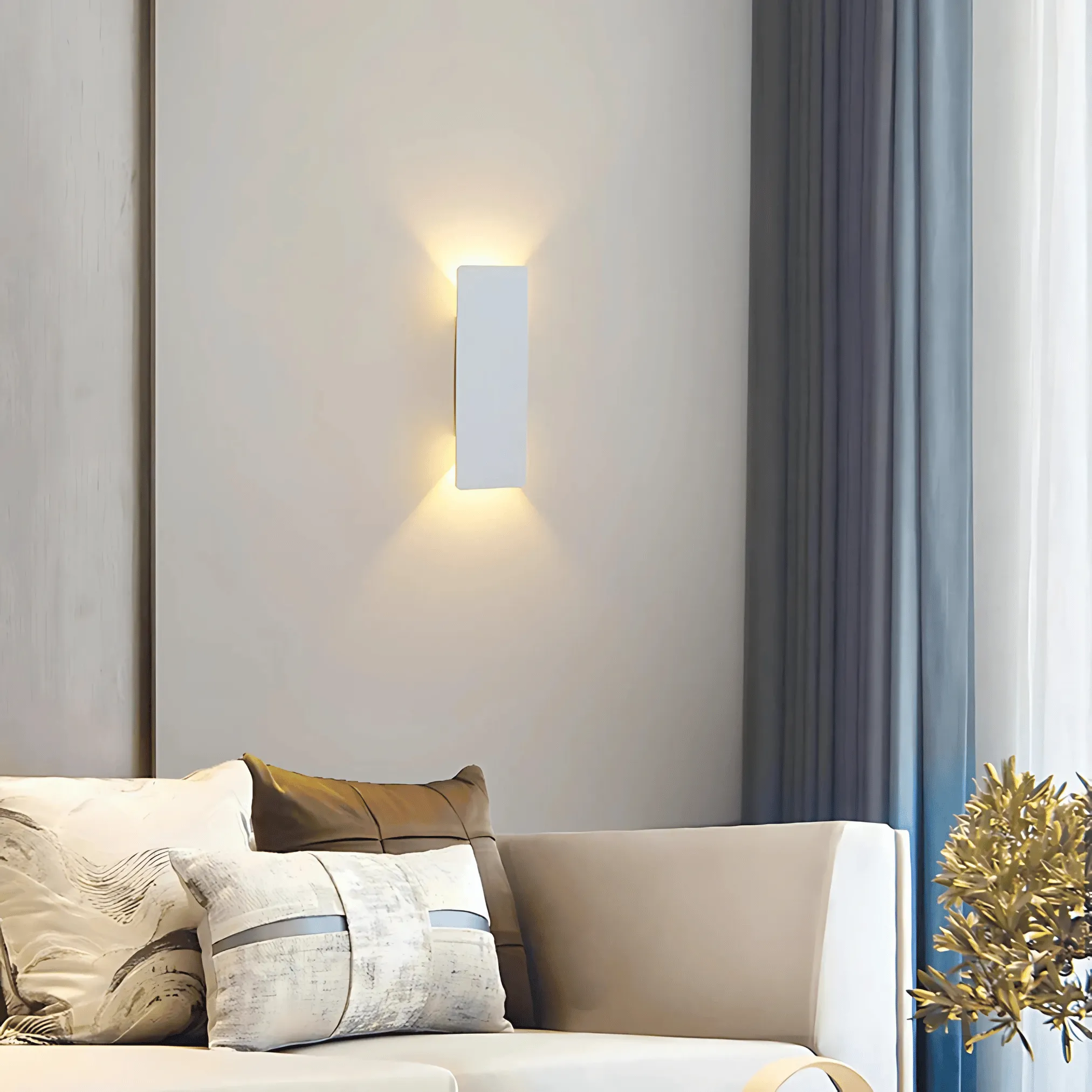 Moss - Wall Lamp Sleek LED Lighting