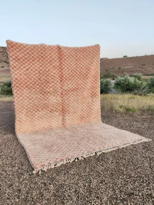 MRIRT BENI OURAIN RUG “Checkered Series” Salmon