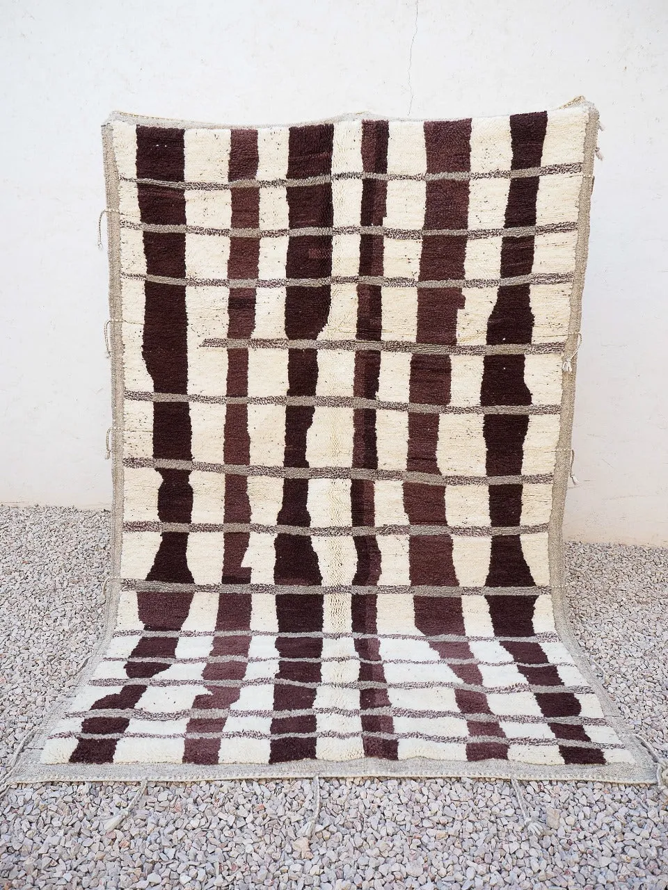MRIRT BENI OURAIN RUG “FENDE” 8’ 8” x 5’ 9”