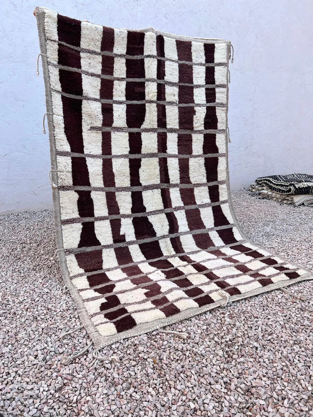 MRIRT BENI OURAIN RUG “FENDE” 8’ 8” x 5’ 9”