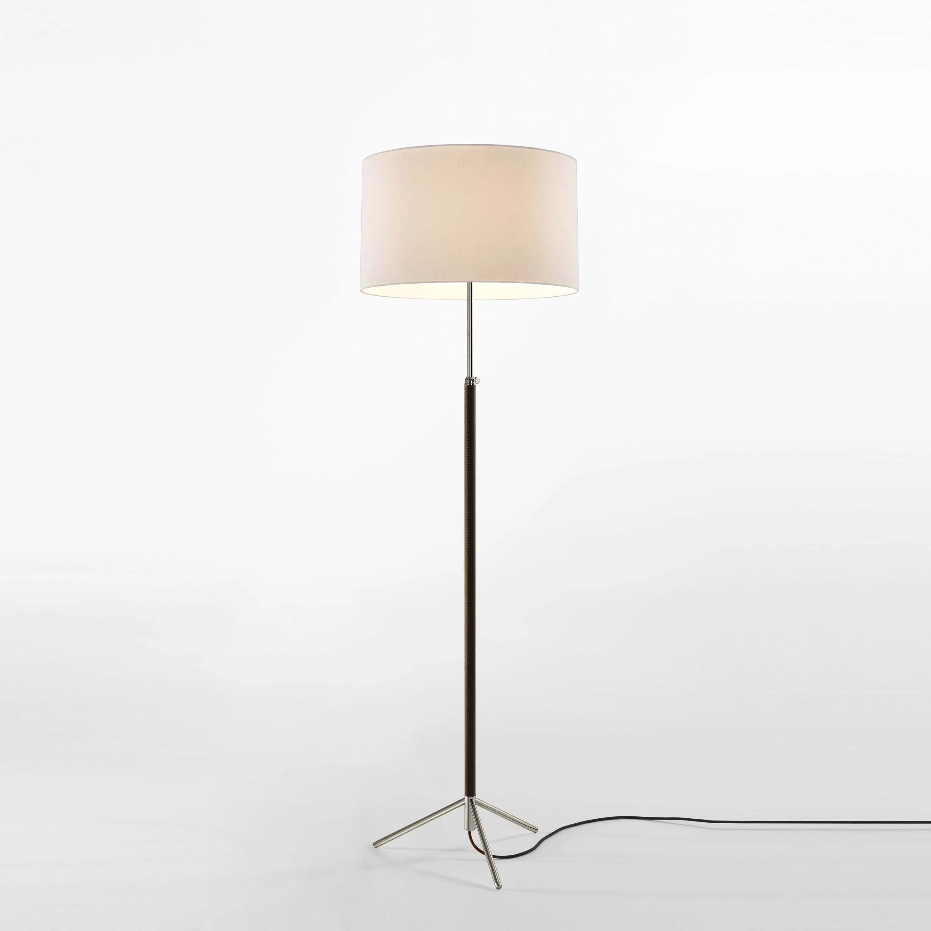 Pie De Salon Floor Lamp