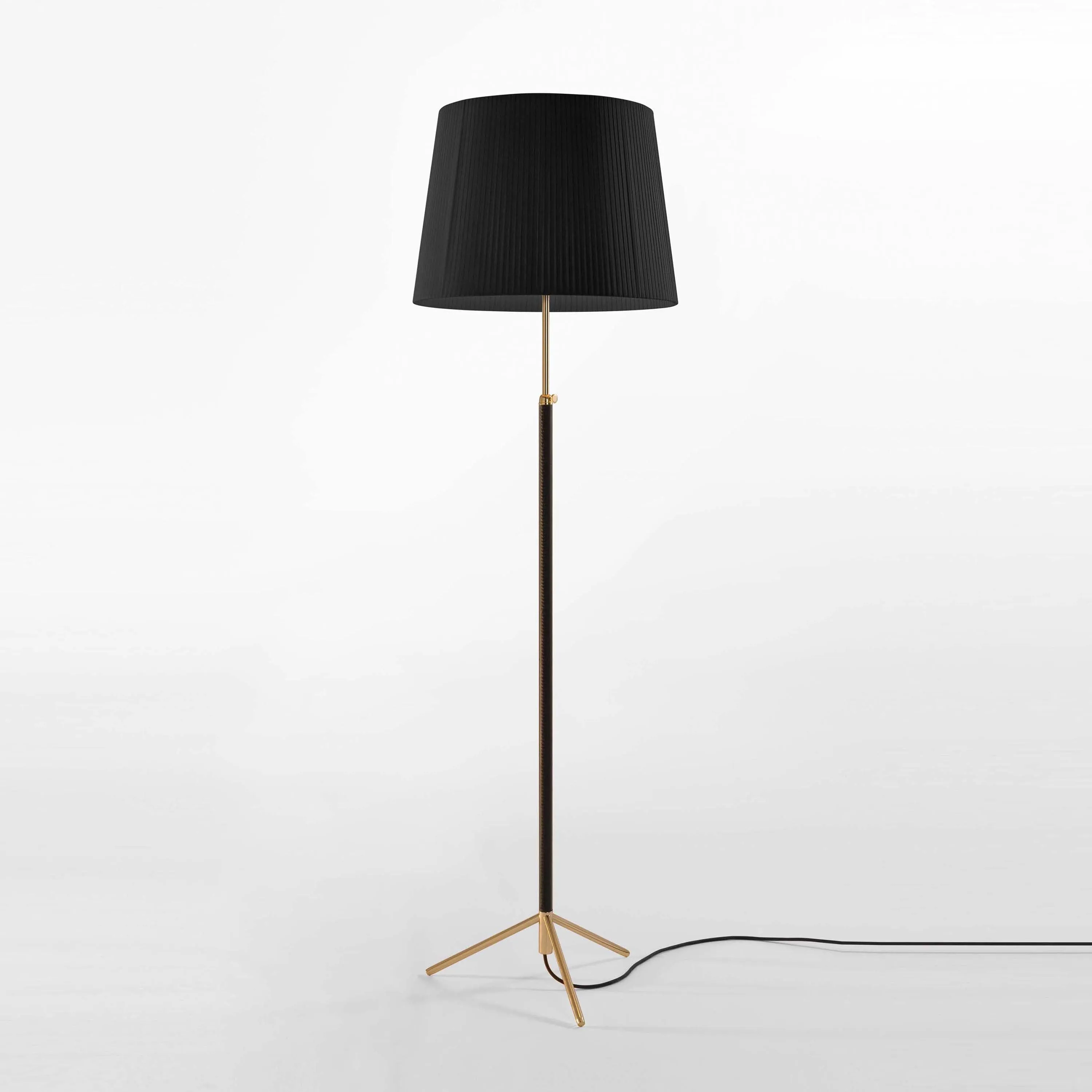 Pie De Salon Floor Lamp