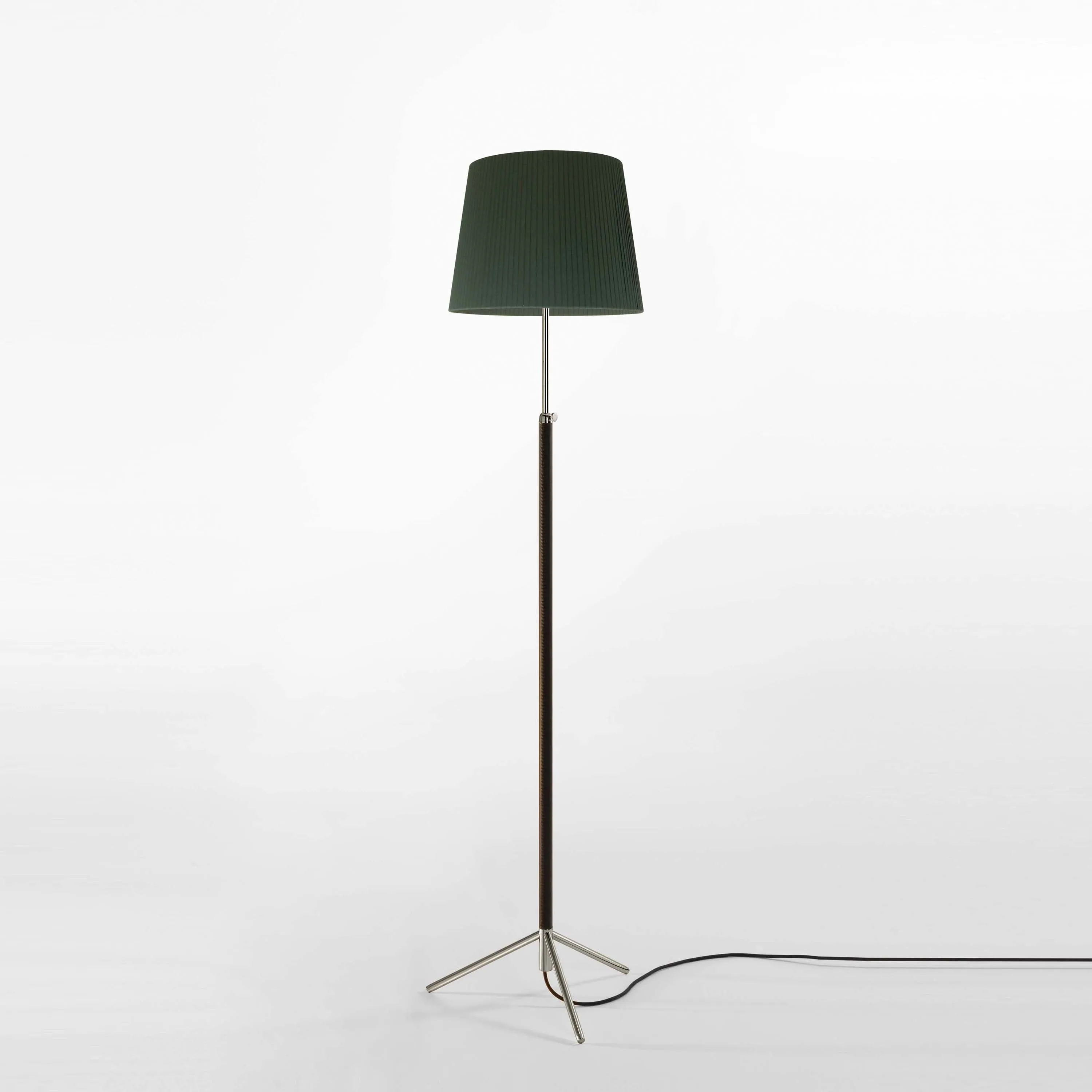 Pie De Salon Floor Lamp
