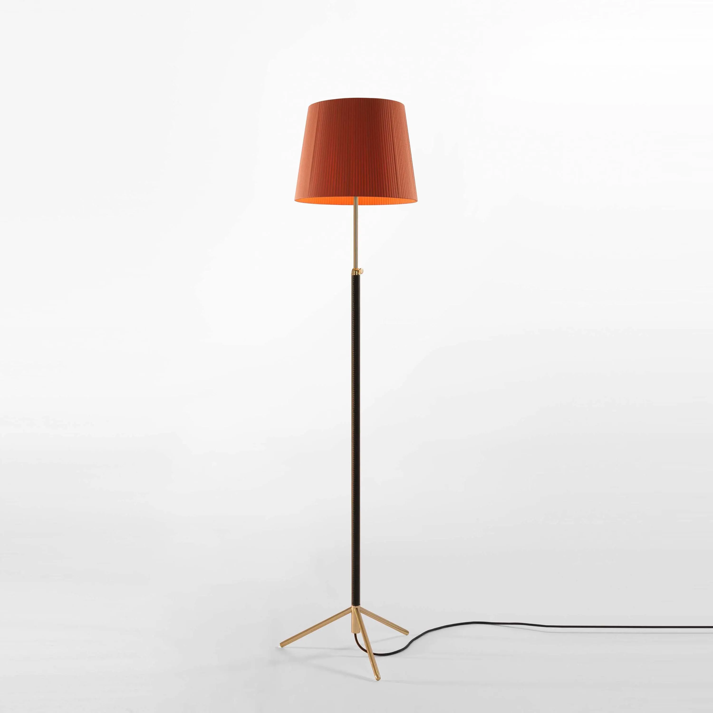 Pie De Salon Floor Lamp