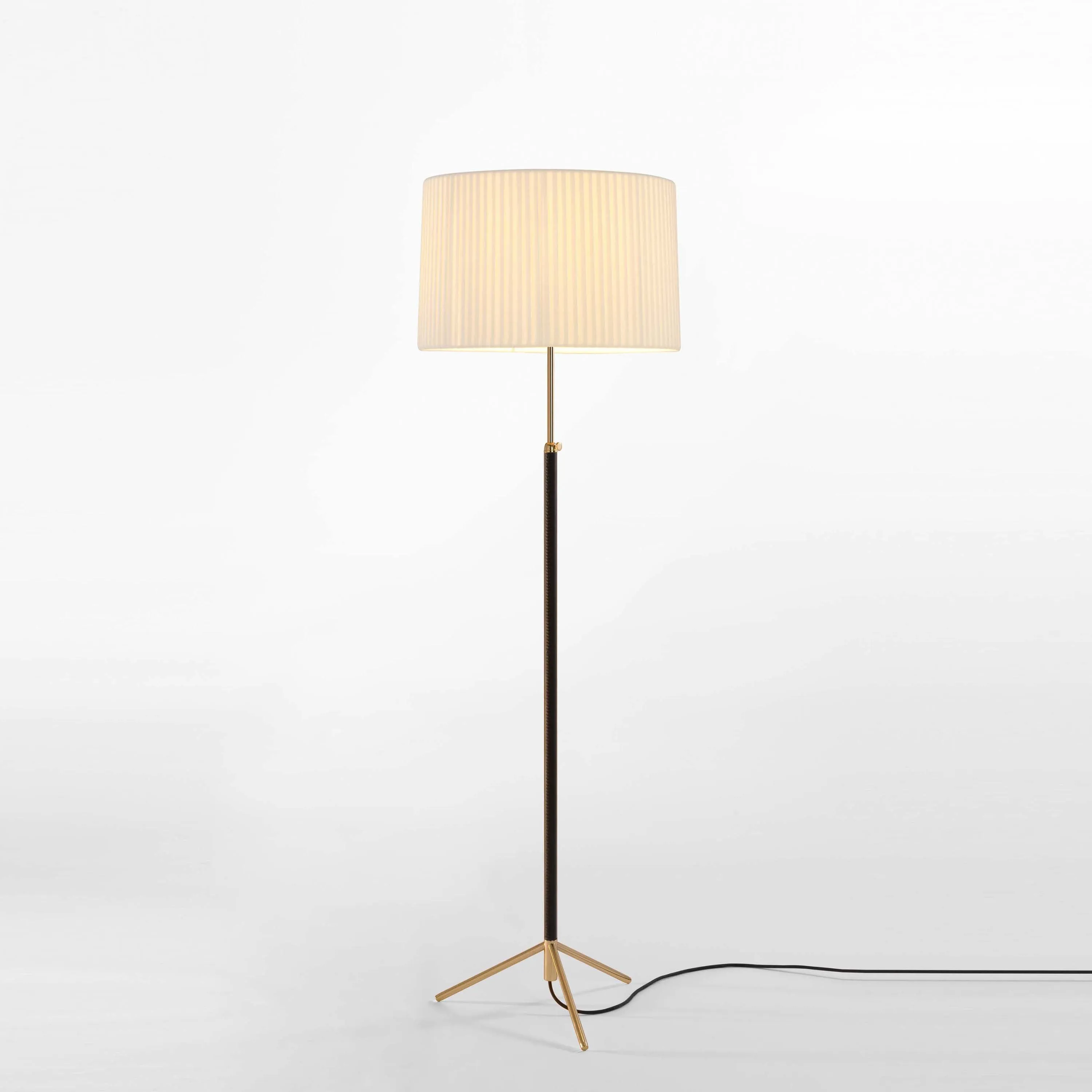 Pie De Salon Floor Lamp