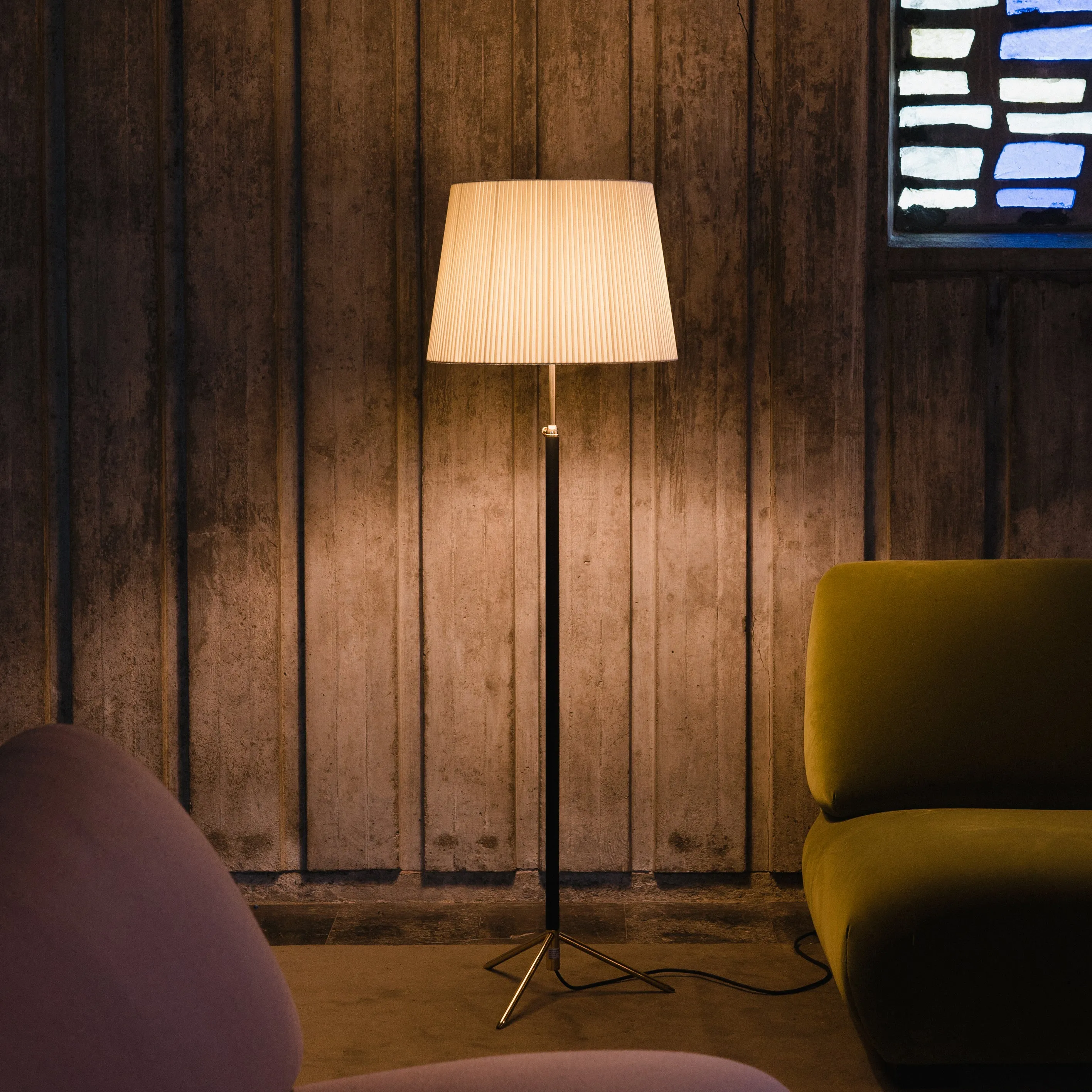 Pie De Salon Floor Lamp