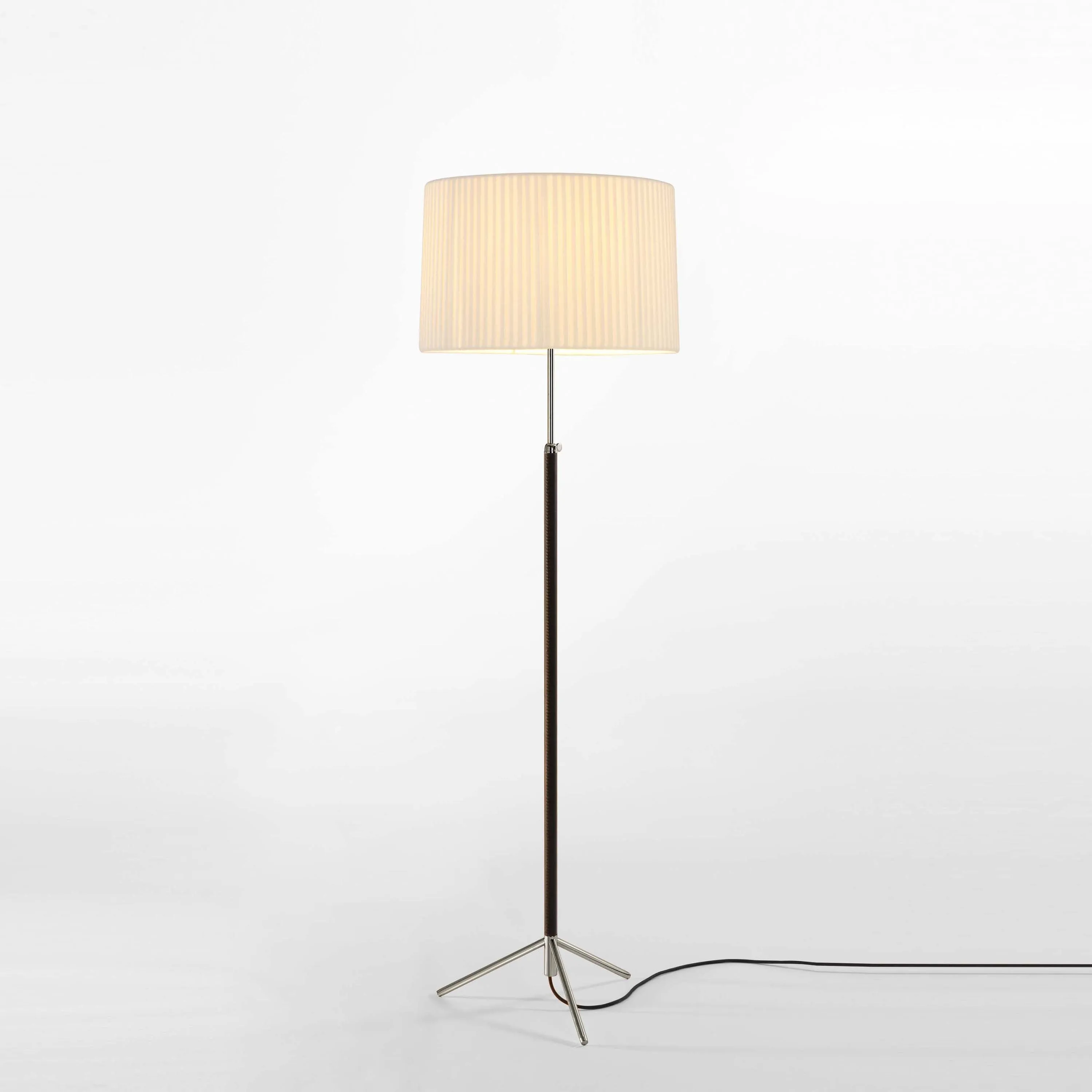 Pie De Salon Floor Lamp