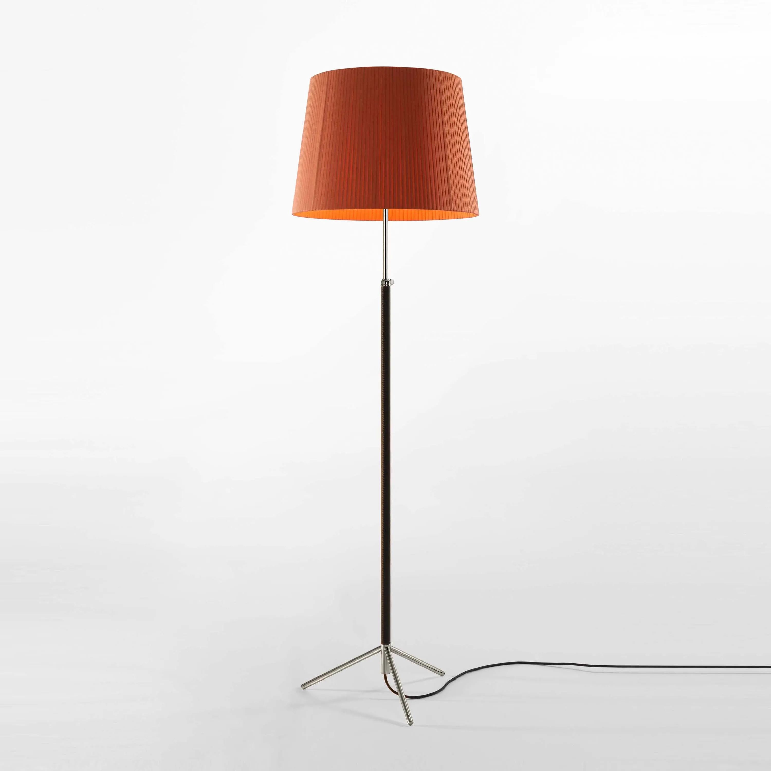 Pie De Salon Floor Lamp
