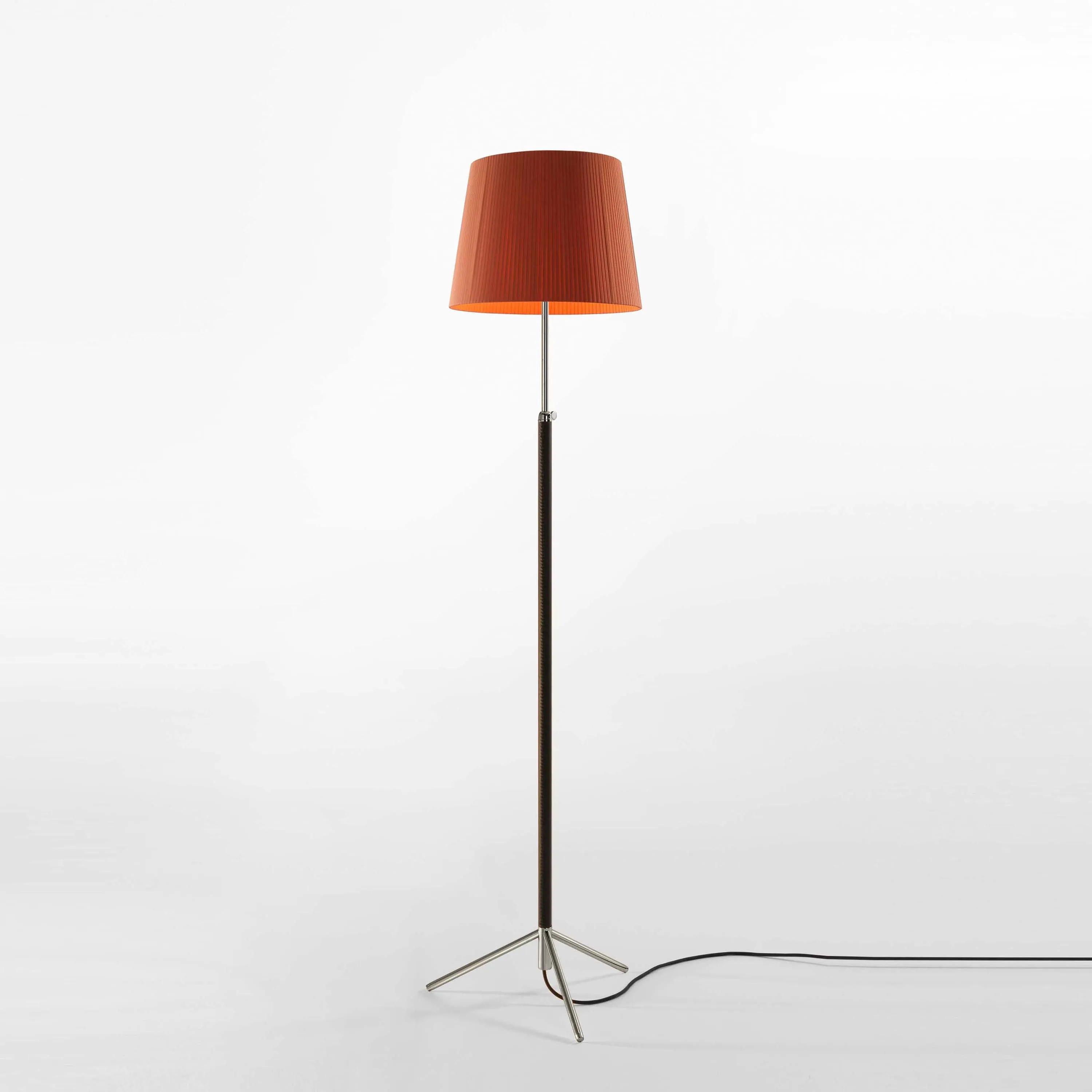 Pie De Salon Floor Lamp