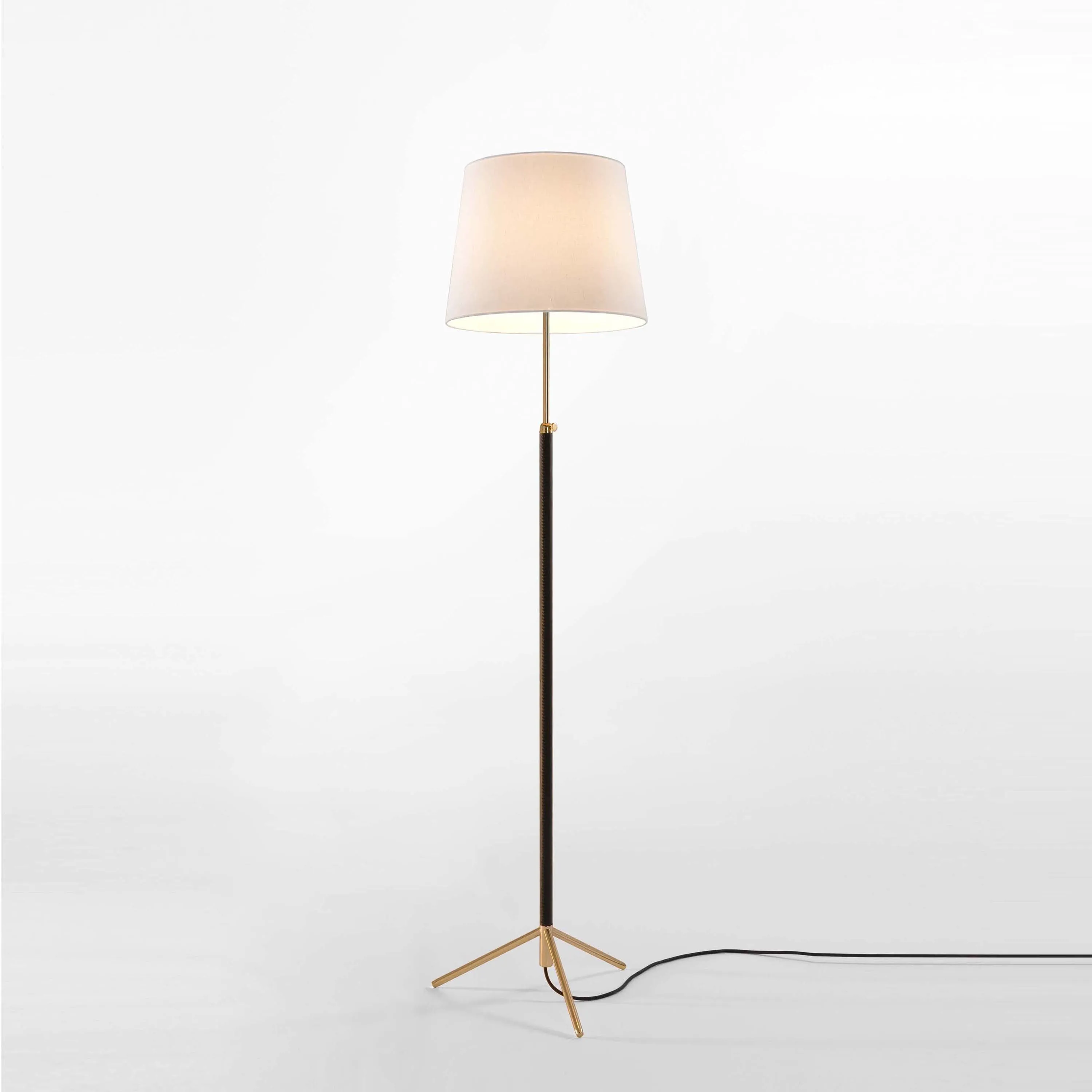Pie De Salon Floor Lamp