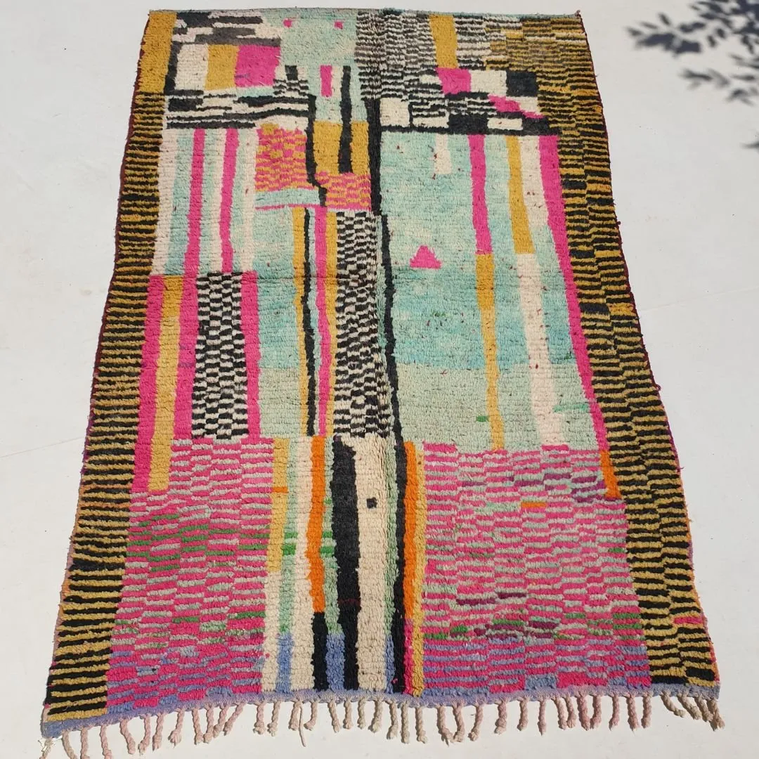 Safria - Vintage Boujad Moroccan Rug 5x8 | Authentic Berber Living room & Bedroom Rug | 5'34x8'37 Ft | 163x255 cm