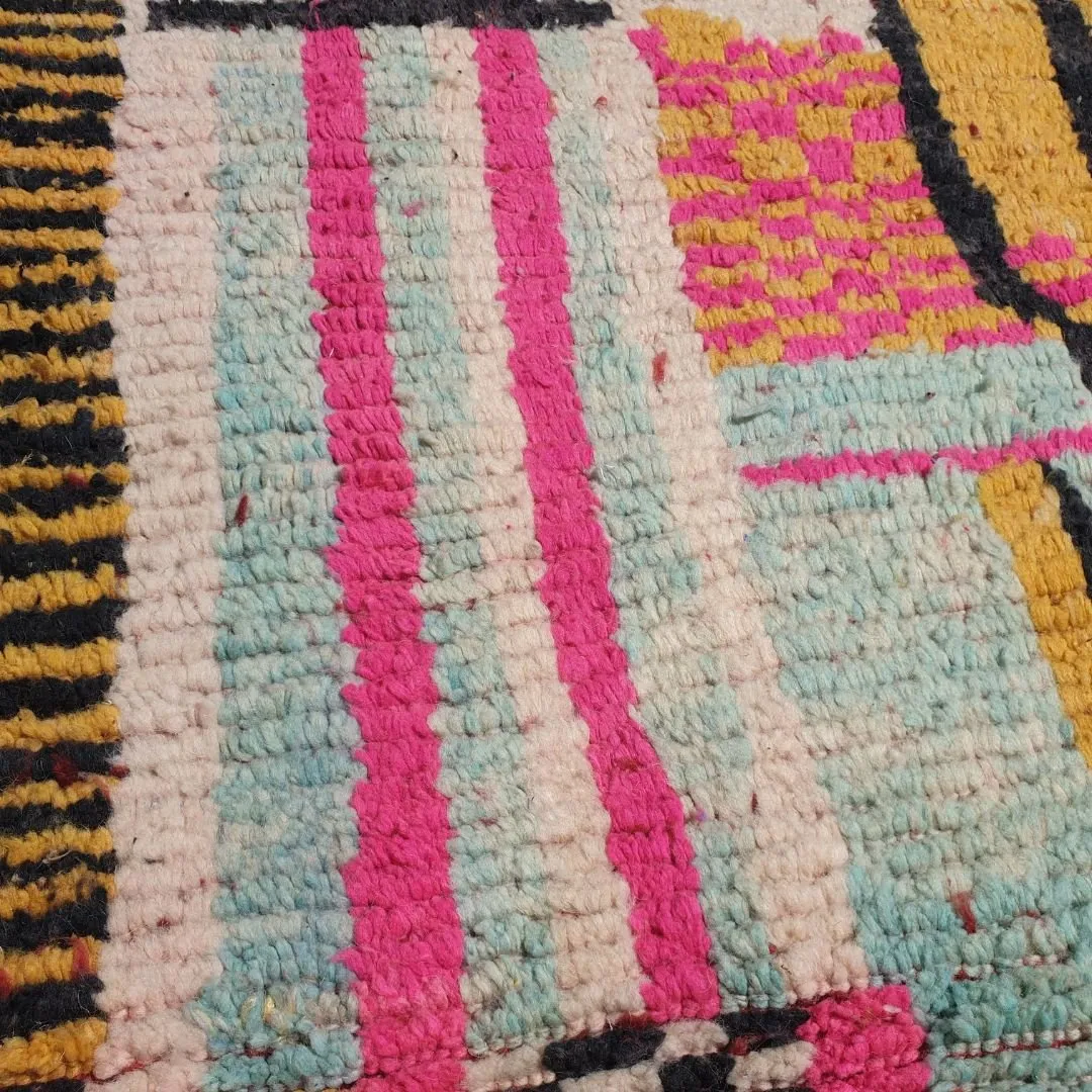 Safria - Vintage Boujad Moroccan Rug 5x8 | Authentic Berber Living room & Bedroom Rug | 5'34x8'37 Ft | 163x255 cm