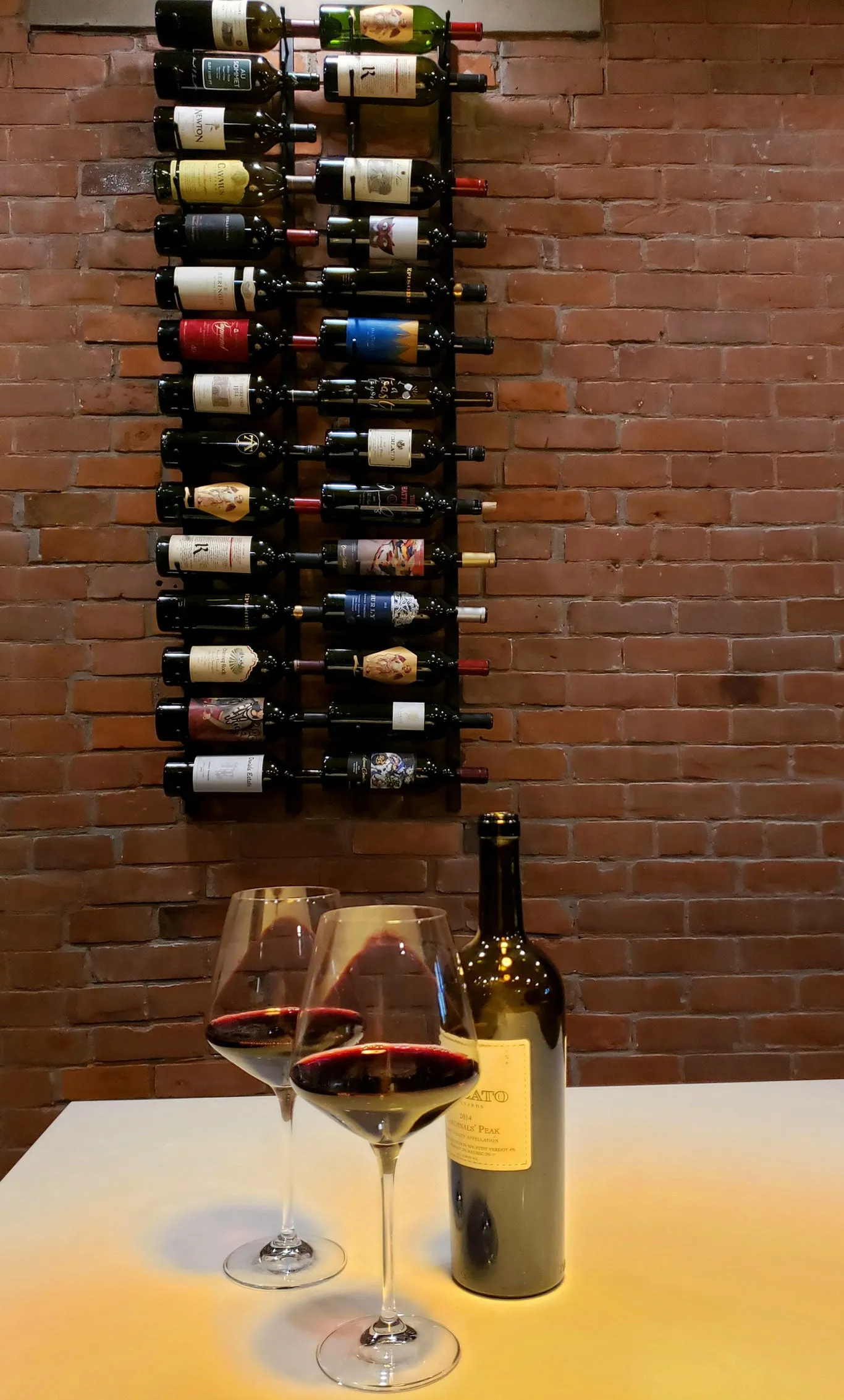 VintageView Wall Wine Racks 2' (6 to 18 bottles)