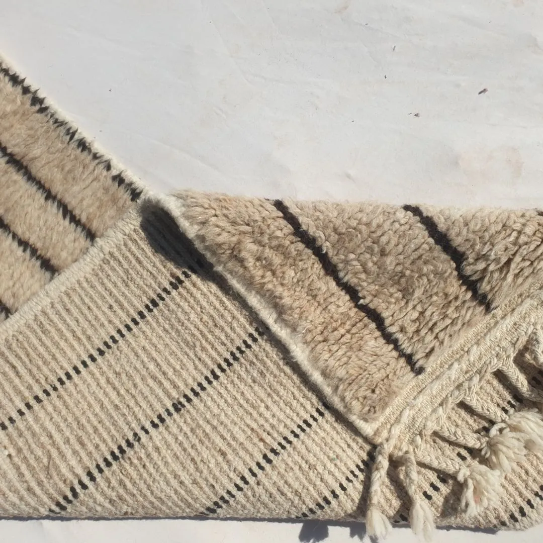 Zinali - Beige Moroccan Runner Rug Beni Ourain | Authentic Berber Hallway runner | 2'20x12' ft | 67x365 cm